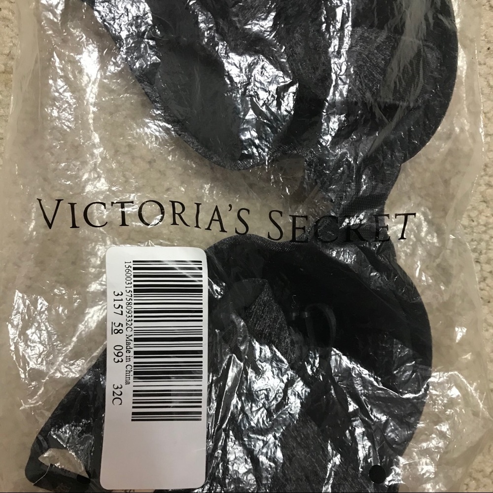Victoria’s Secret Bra, 32C New With Tags